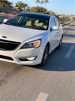 كيا كادينزا